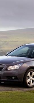 CHEVROLET Cruze Hatchback 1.8 16V (141 Hp) 技術仕様
