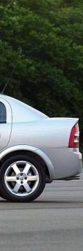 CHEVROLET Astra Sedan  Spécifications techniques
