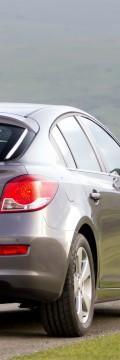 CHEVROLET Cruze Hatchback 1.8 16V (141 Hp) 技術仕様
