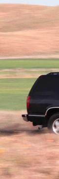 CHEVROLET Tahoe (GMT410) 5.7 i V8 4WD (5 dr) (254 Hp) 技術仕様
